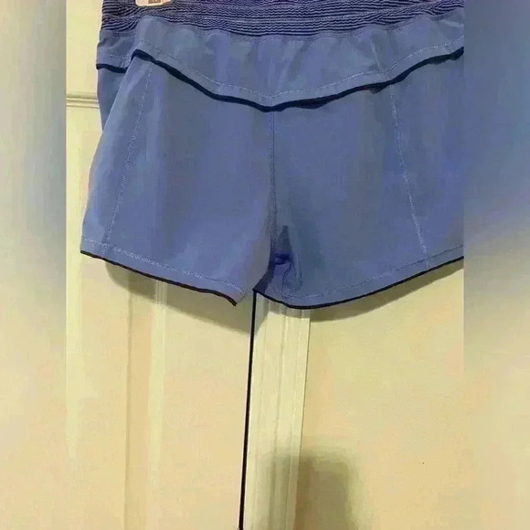Lululemon Free Reign Short, size 8, color Lullaby Blue Black, Inseam 3.5” - Picture 9 of 16